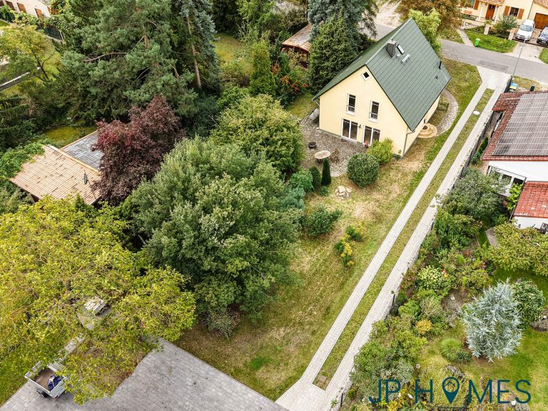 DJI_20250925152326_0264_D-min