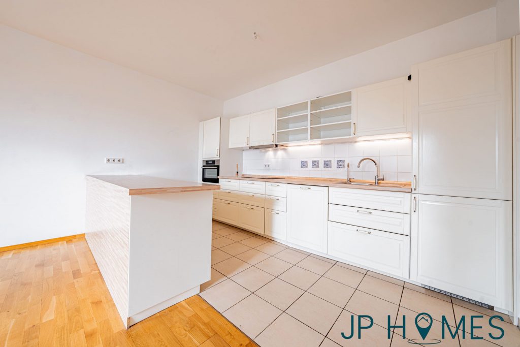 Dahmeblick und Wasserzugang: 2-Zimmer-Wohnung mit Aufzug und Südbalkon