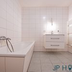 Dahmeblick und Wasserzugang: 2-Zimmer-Wohnung mit Aufzug und Südbalkon