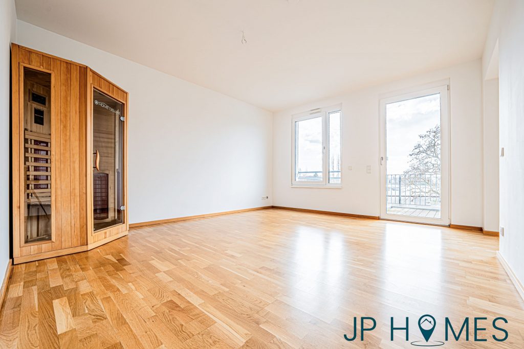 Dahmeblick und Wasserzugang: 2-Zimmer-Wohnung mit Aufzug und Südbalkon
