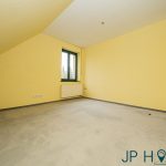 Landhaus am Naturbadesee: 6 Zimmer, Wellness-Sauna & Privatweg auf 1.829 m² Grund