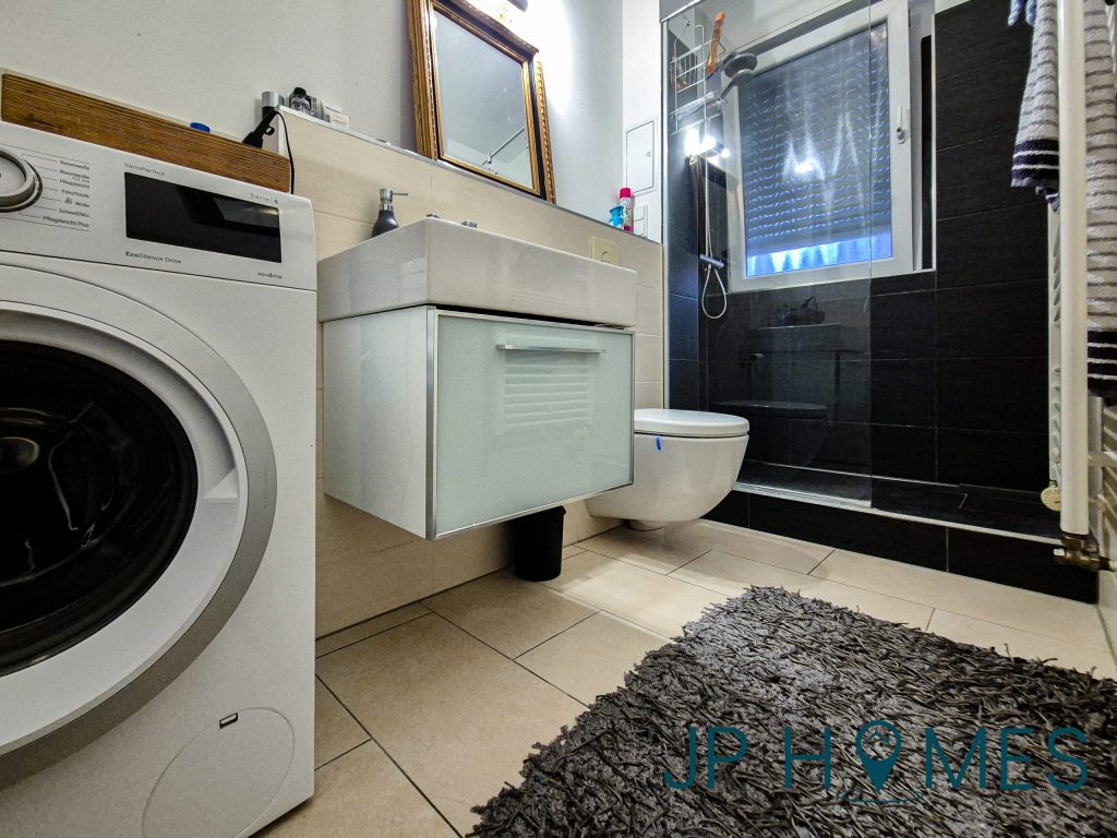 Helle 2-Zimmer-Wohnung im Hochparterre – bezugsfrei ab 01.07.2025