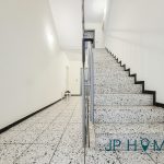 bezugsfreie 2-Zimmer-Wohnung mit Loggia und Aufzug