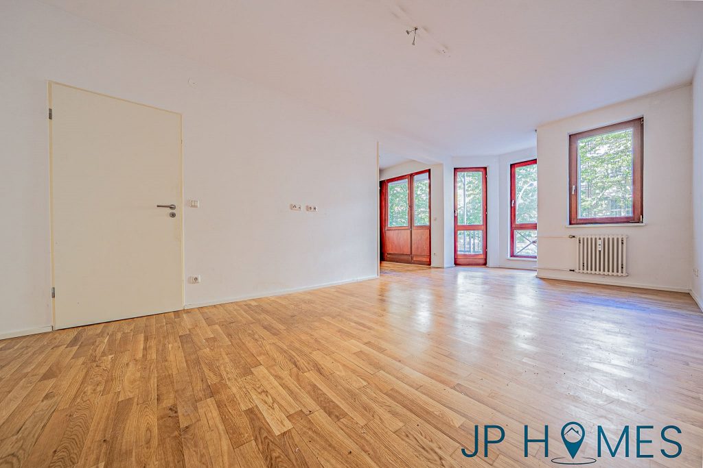 Bezugsfreie 2-Zimmer-Wohnung mit West-Loggia im Bayerischen Viertel
