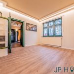Landhaus am Naturbadesee: 6 Zimmer, Wellness-Sauna & Privatweg auf 1.829 m² Grund