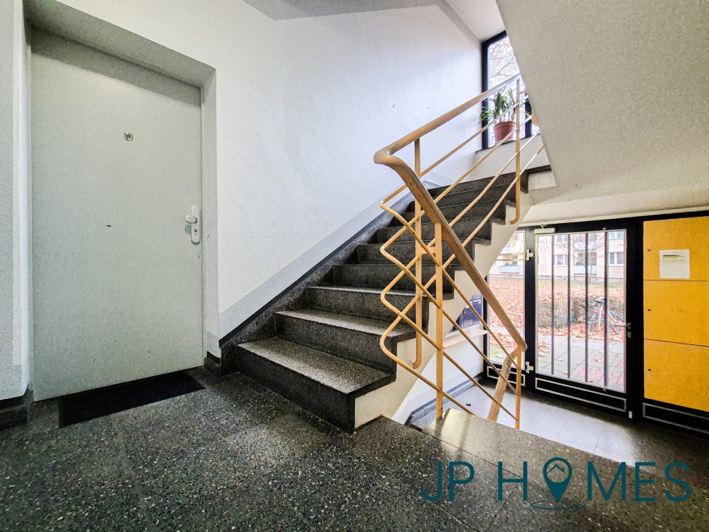 Helle 2-Zimmer-Wohnung im Hochparterre – bezugsfrei ab 01.07.2025