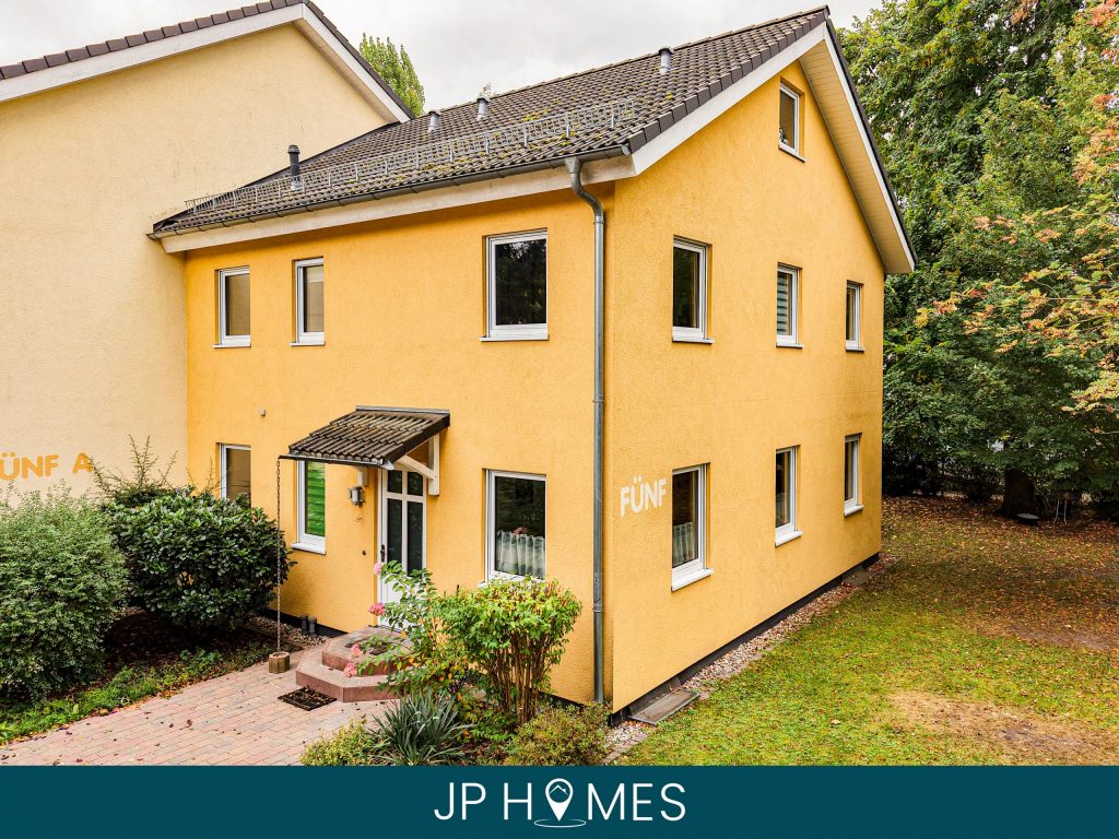 Bezugsfreies-Modernes KfW-55-Einfamilienhaus in Wassernähe