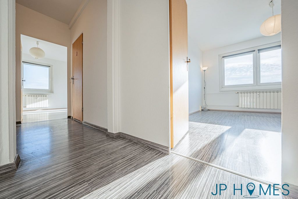 Sofort bezugsfrei! Helle 2-Zimmer-Wohnung mit West-Balkon & Top-Grundriss – Berlin Johannisthal