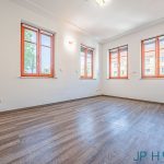 Exklusive 2-Zimmer-Maisonettewohnung mit Dachterrasse und Wasserzugang