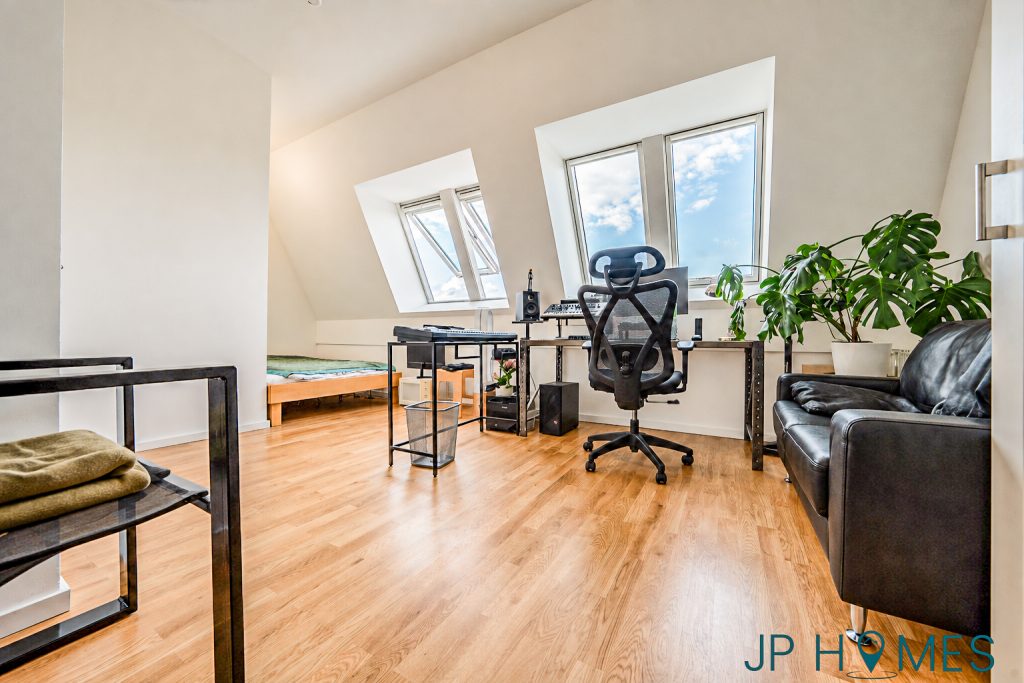 Exklusive 2-Zimmer-Penthouse-Wohnung mit Südterrasse (KfW 55, Baujahr 2026)