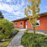 Exklusiver Architekten-Bungalow (Bj. 2007) – Wohnen auf einer Ebene mit großem, gepflegten Garten